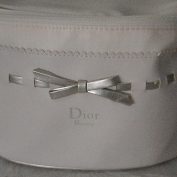 Dior Beauty bag - Picture 2 of 16
